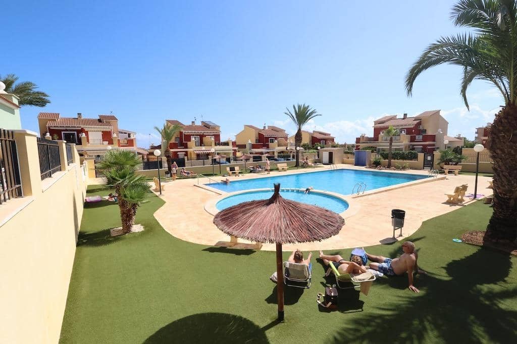 2 soveværelse Lejlighed til salg i Torrevieja - € 210.000 (Ref: 10098587)