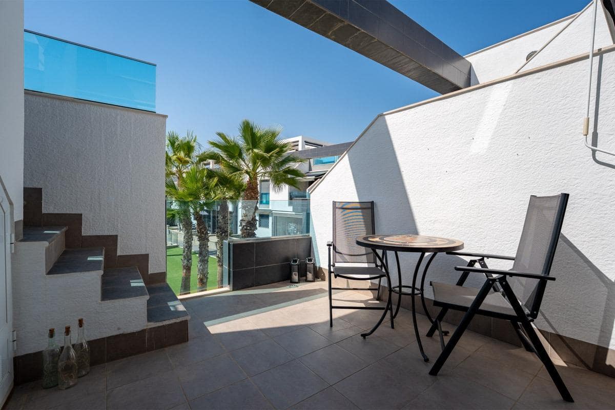 2 Zimmer Penthouse zu verkaufen in Punta Prima - 299.900 € (Ref: 10098589)