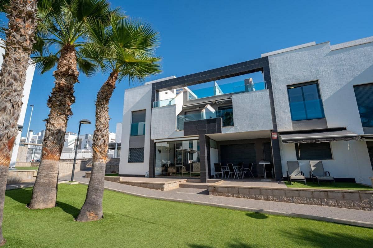 2 Zimmer Penthouse zu verkaufen in Punta Prima - 299.900 € (Ref: 10098589)