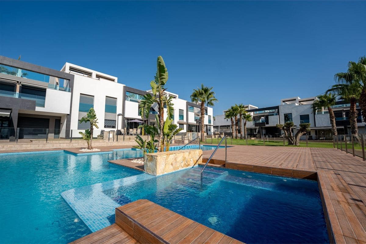 2 Zimmer Penthouse zu verkaufen in Punta Prima - 299.900 € (Ref: 10098589)