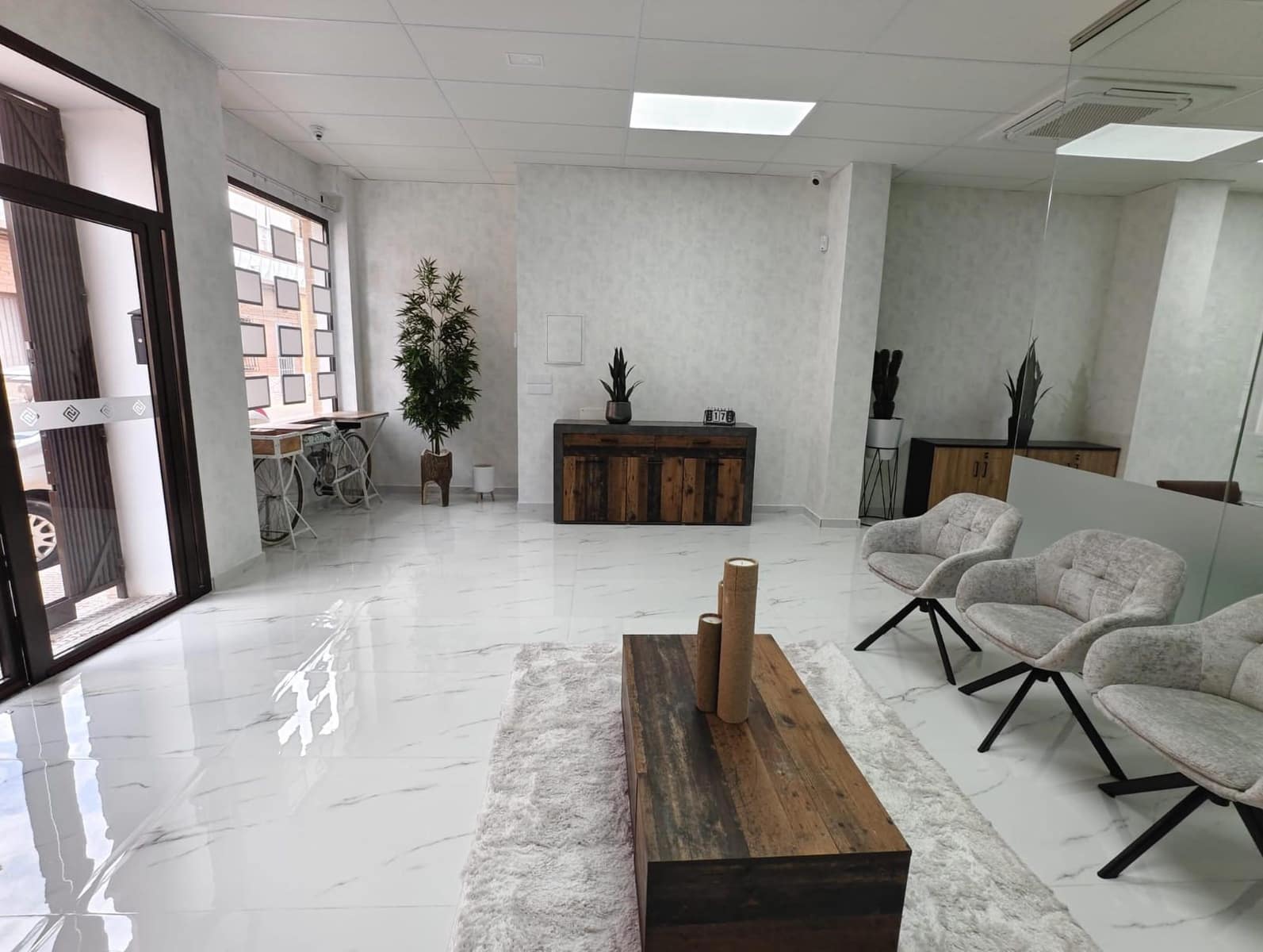 Gewerbe zu verkaufen in Los Montesinos - 164.969 € (Ref: 10098710)