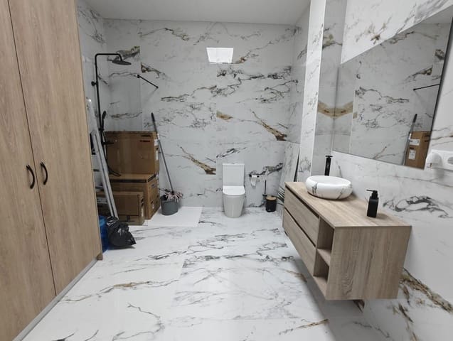 Gewerbe zu verkaufen in Los Montesinos - 164.969 € (Ref: 10098710)