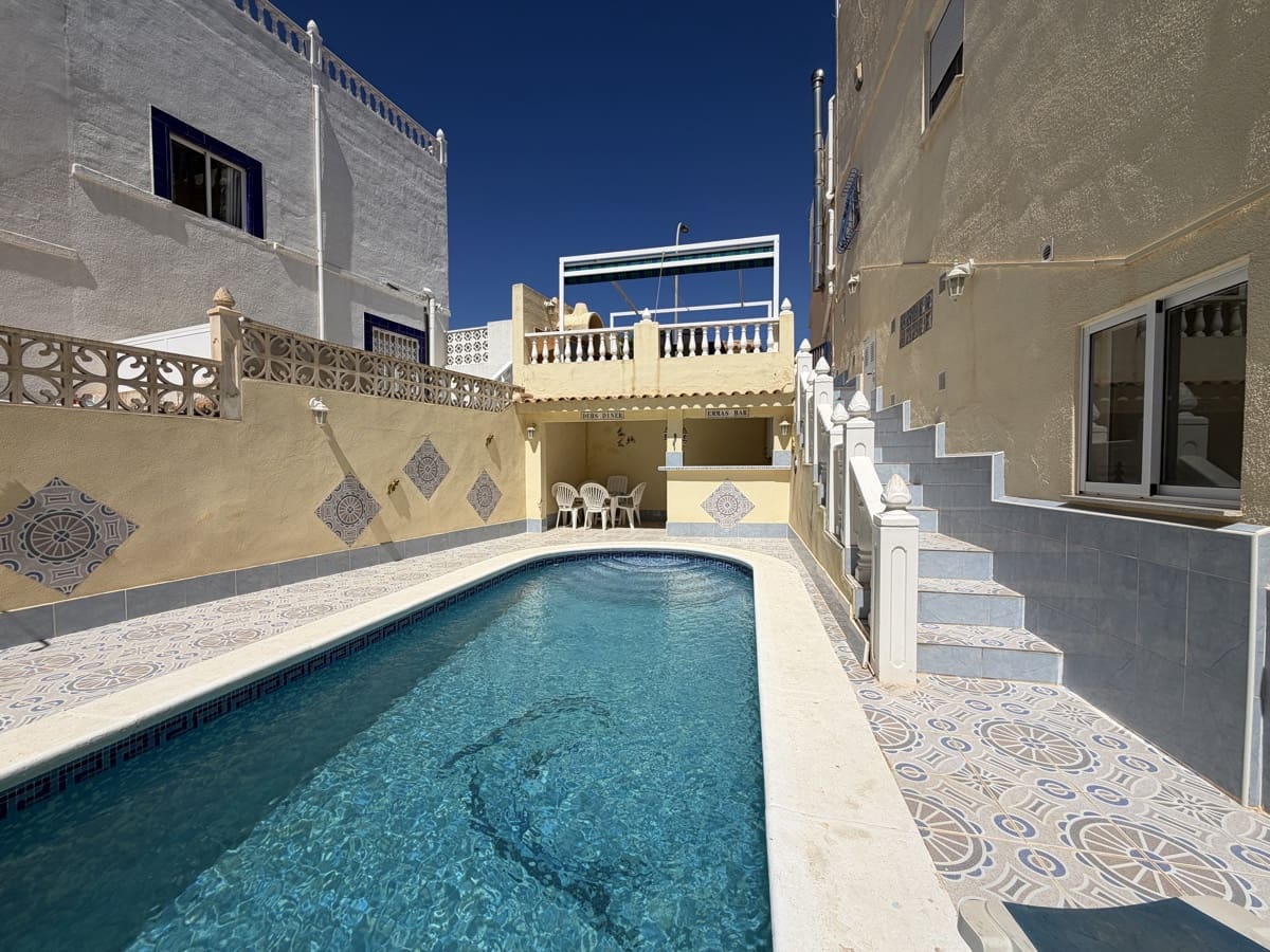 3 slaapkamer Huis te koop in San Miguel de Salinas - € 235.000 (Ref: 10098718)