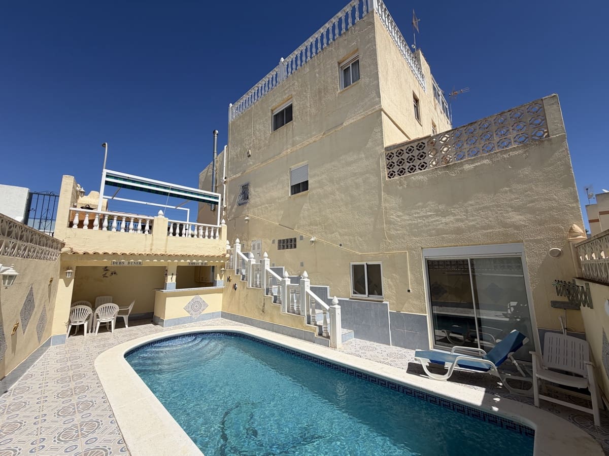 3 slaapkamer Huis te koop in San Miguel de Salinas - € 235.000 (Ref: 10098718)