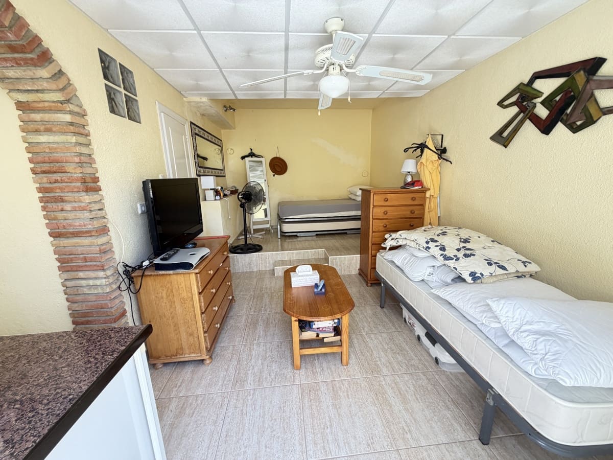 3 slaapkamer Huis te koop in San Miguel de Salinas - € 235.000 (Ref: 10098718)
