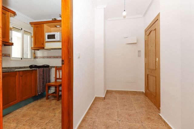 2 makuuhuone Huoneisto myytävänä paikassa Playa de los Locos, Torrevieja - 162 000 € (Ref: 10098726)