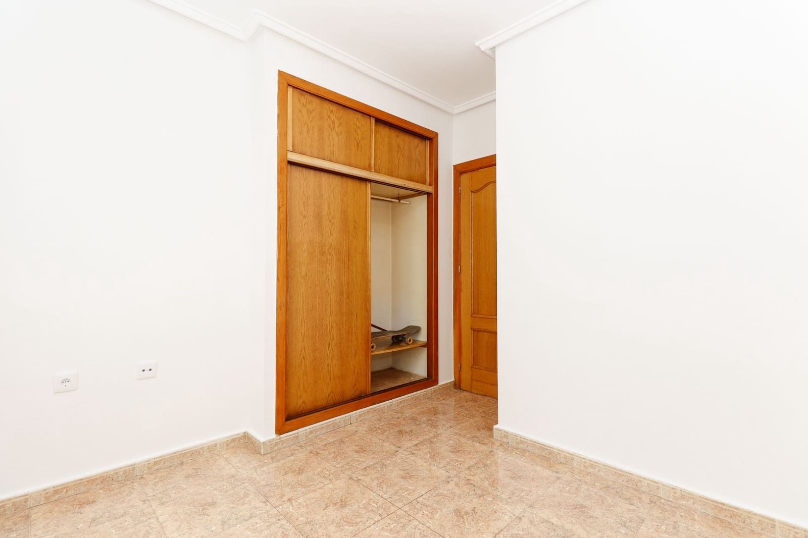 2 soveværelse Lejlighed til salg i Torrevieja - € 162.000 (Ref: 10098726)