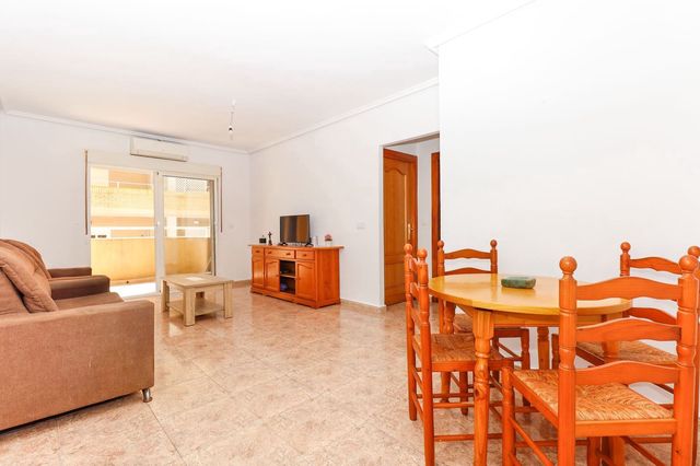 2 makuuhuone Huoneisto myytävänä paikassa Playa de los Locos, Torrevieja - 162 000 € (Ref: 10098726)