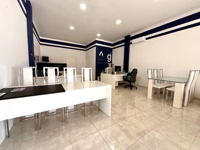 Komercyjne na sprzedaż w Playa Flamenca, Orihuela - 110 000 € (Ref: 10098727)