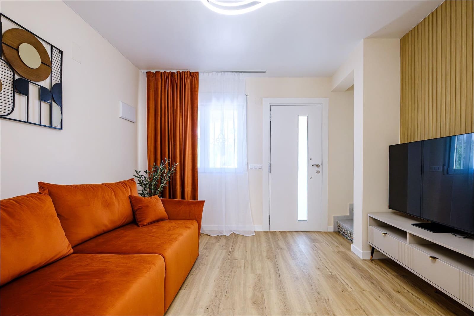 Garage till salu i Villamartin - 239 900 € (Ref: 10098732)