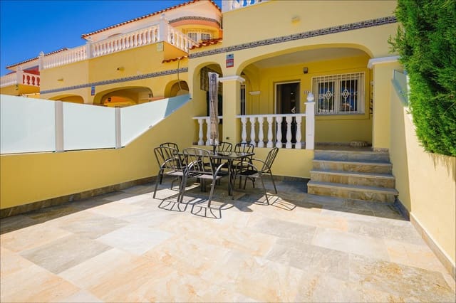 Garage till salu i Villamartin, Orihuela - 239 900 € (Ref: 10098732)