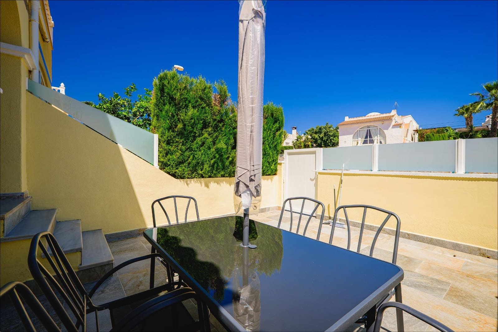 Garage till salu i Villamartin - 239 900 € (Ref: 10098732)