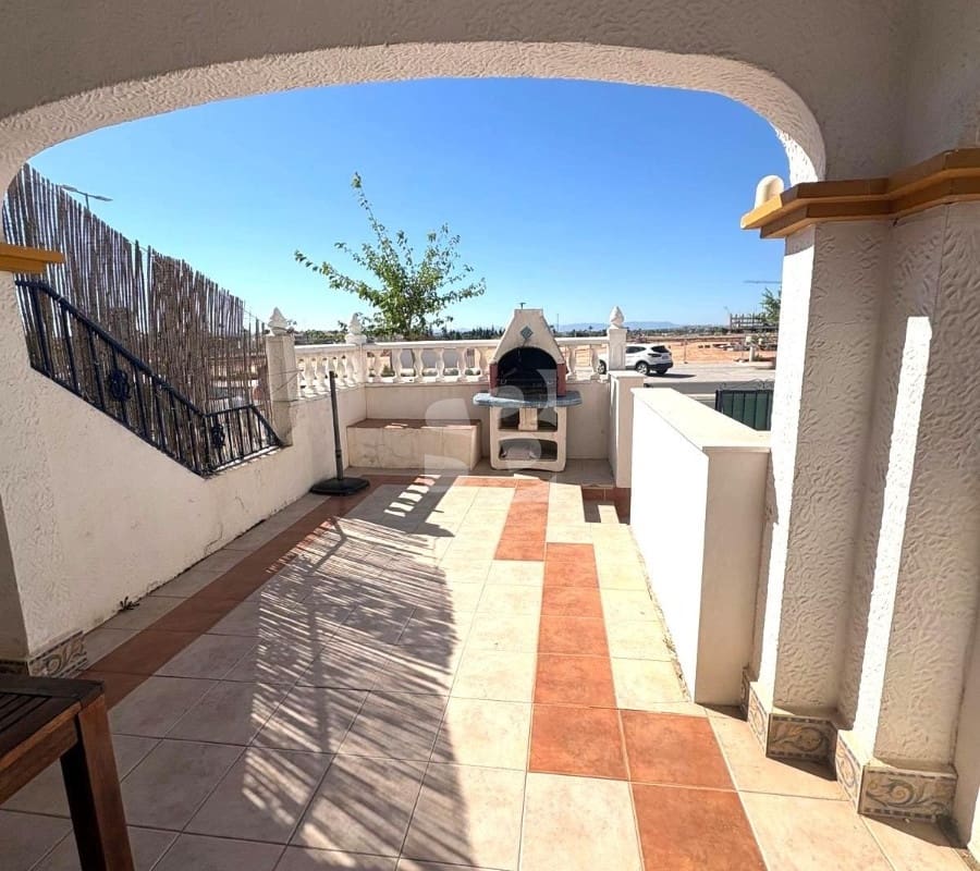 3 quarto Bungalow para venda em Torrevieja - 147 000 € (Ref: 10098733)