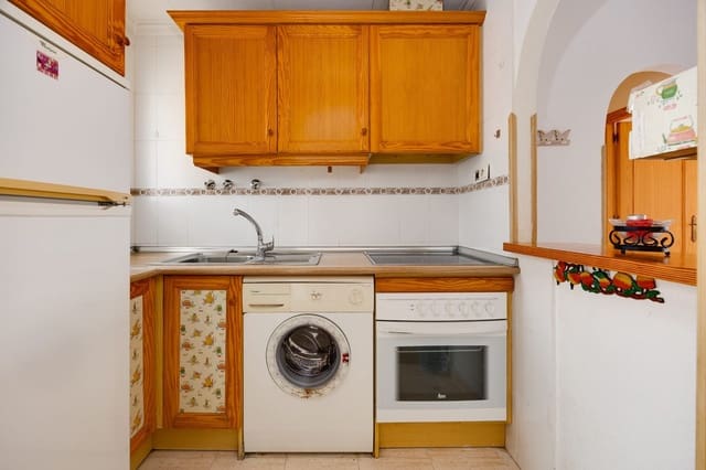 Apartamento de 2 habitaciones en Centro - Muelle Pesquero, Torrevieja en venta - 124.969 € (Ref: 10099447)