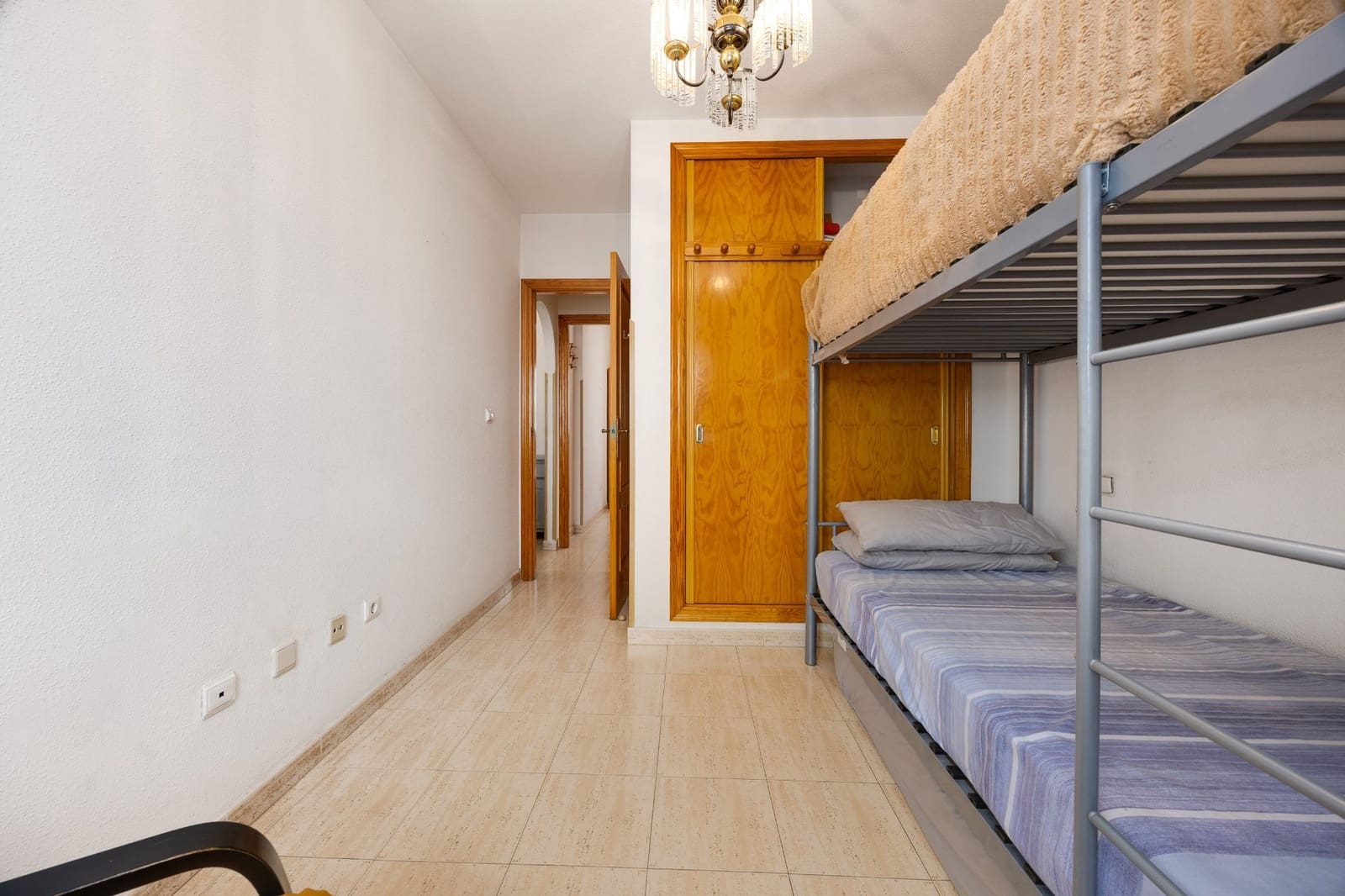 Apartamento de 2 habitaciones en Torrevieja en venta - 124.969 € (Ref: 10099447)