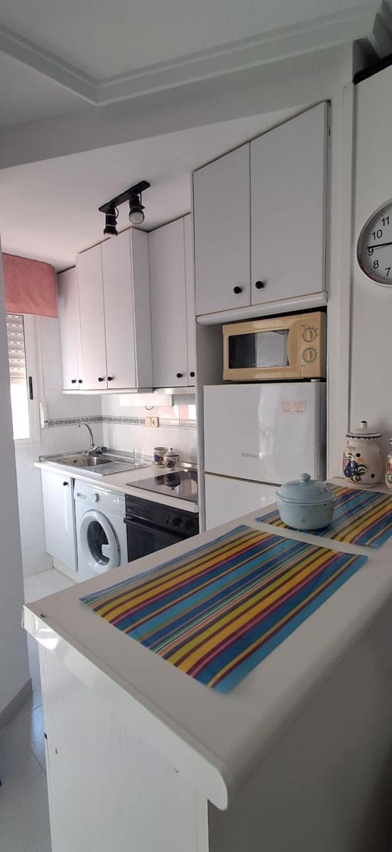 1 soverom Leilighet til salgs i Torrevieja - € 112 700 (Ref: 10101432)