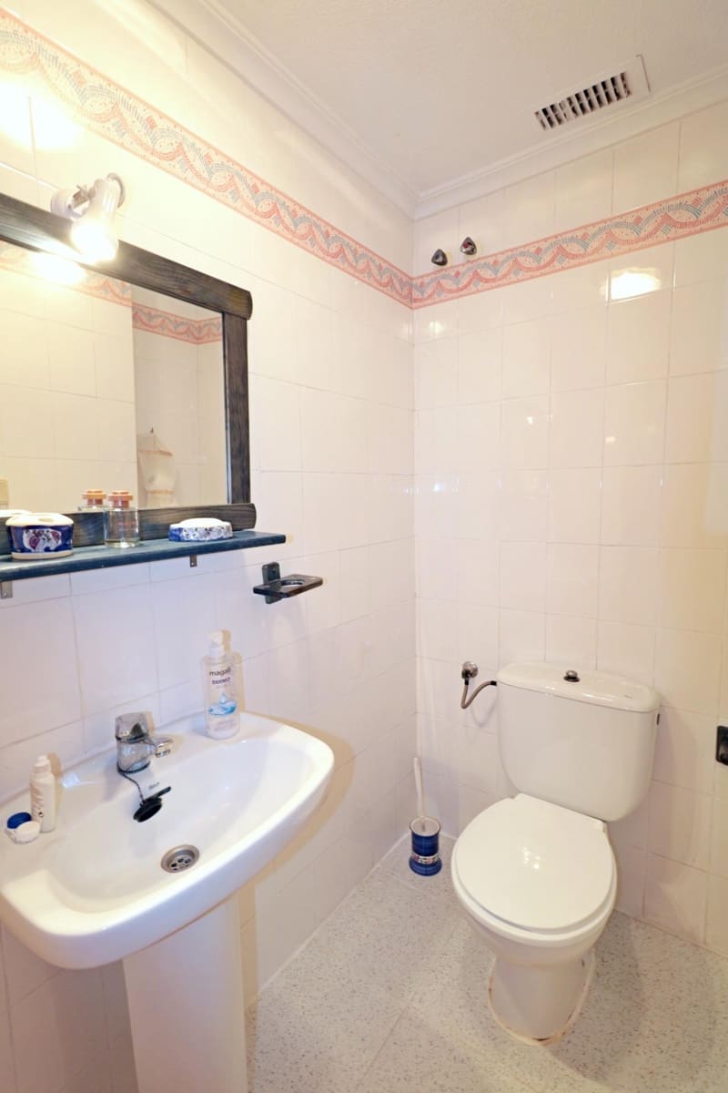 3 soveværelse Lejlighed til salg i Torrevieja - € 159.500 (Ref: 10101433)