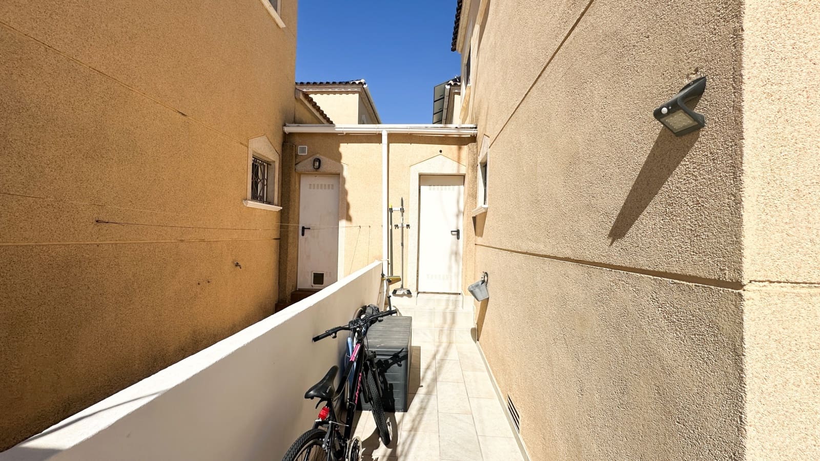 Casa de 4 habitaciones en Los Altos en venta - 314.900 € (Ref: 10101436)