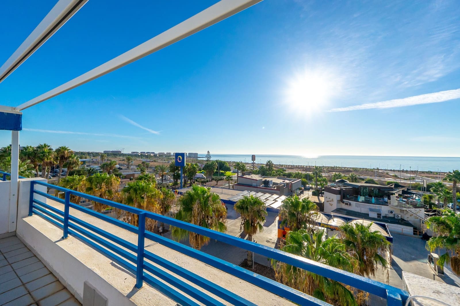 2 sovrum Takvåning till salu i Playa Flamenca - 206 000 € (Ref: 10101438)