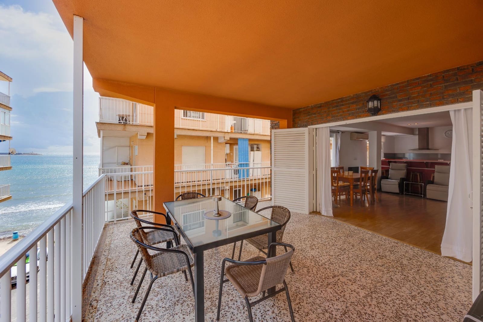 3 Zimmer Apartment zu verkaufen in Torrevieja - 265.000 € (Ref: 10102985)