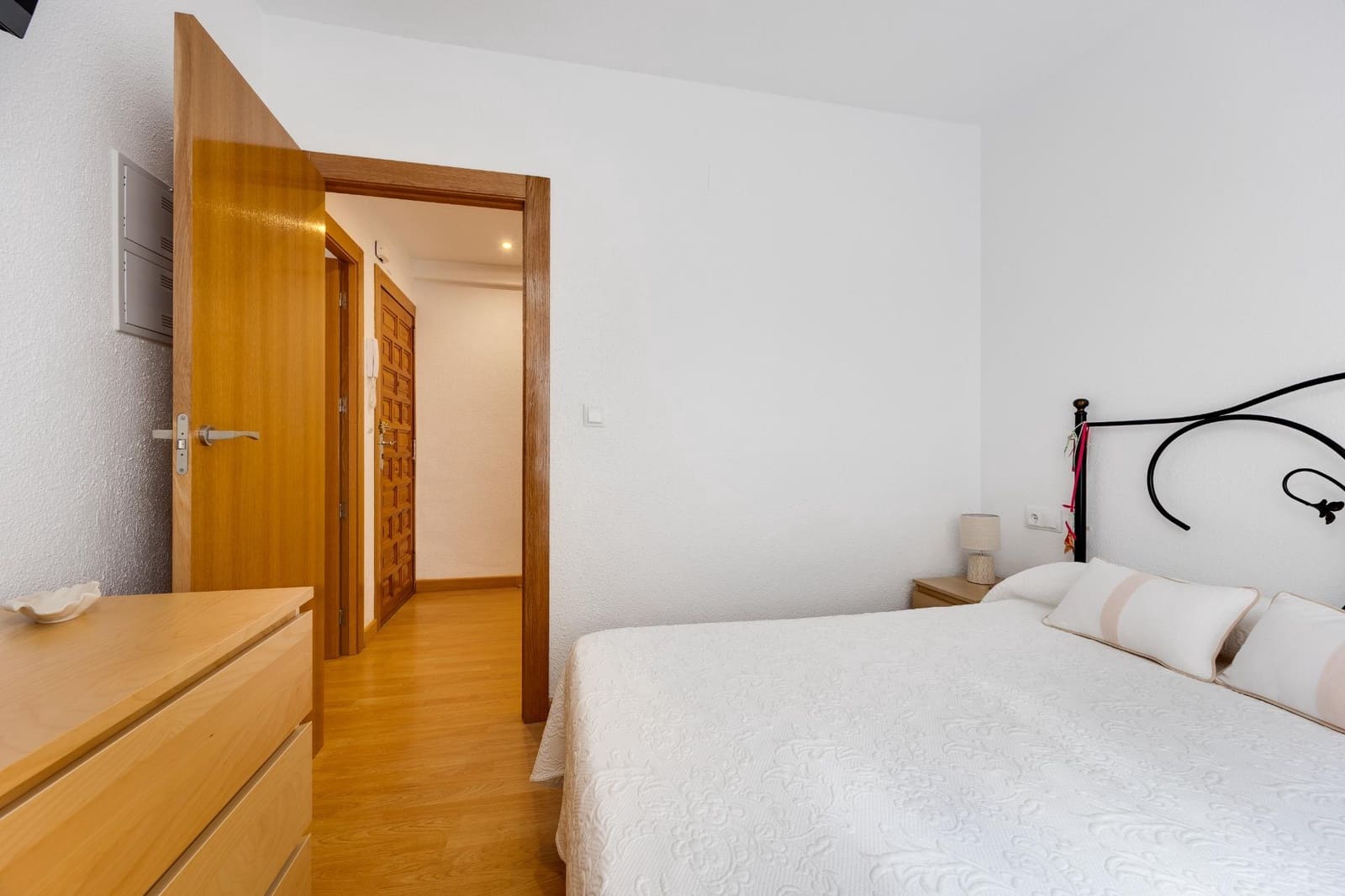3 Zimmer Apartment zu verkaufen in Torrevieja - 265.000 € (Ref: 10102985)