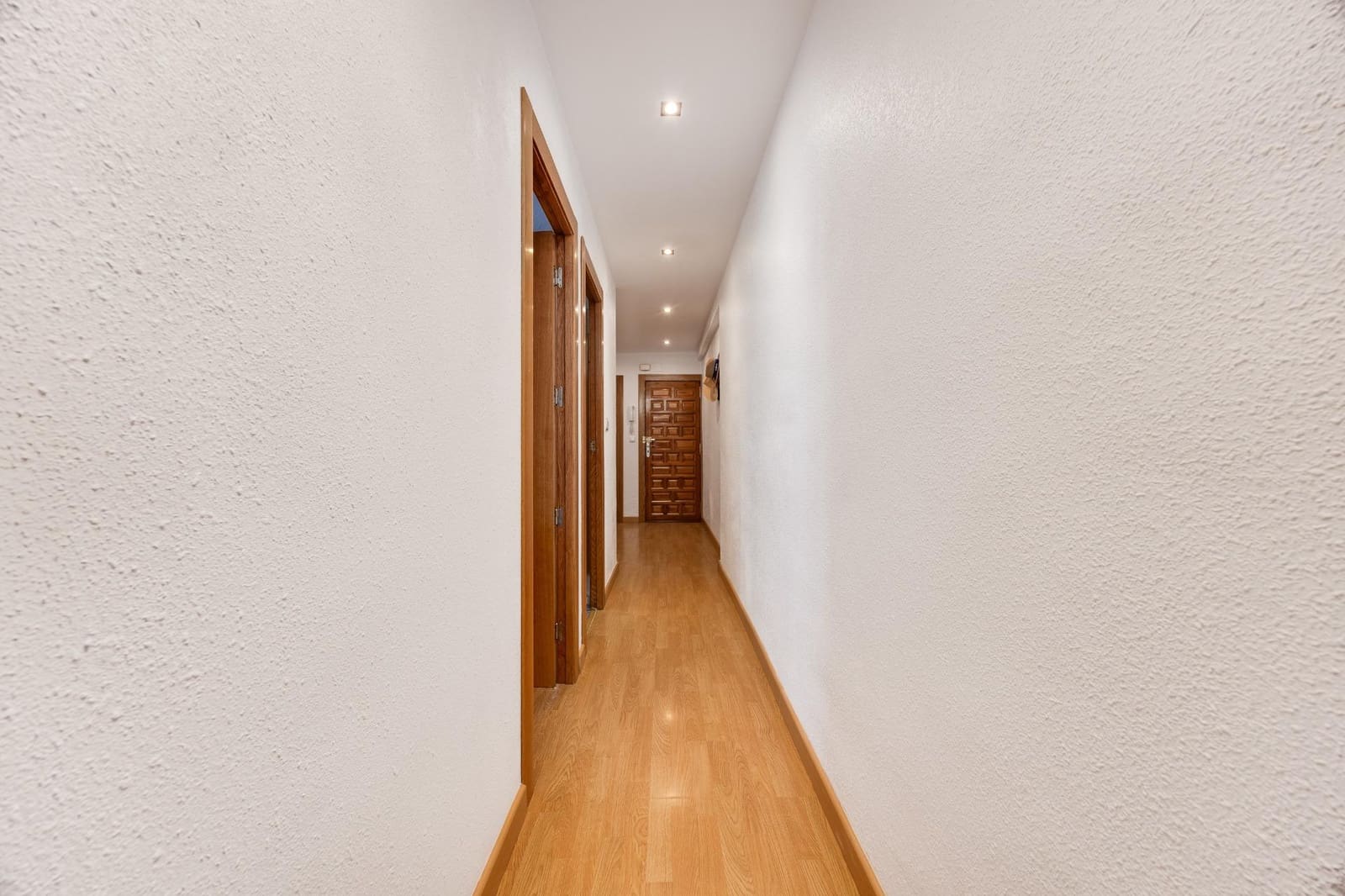 3 Zimmer Apartment zu verkaufen in Torrevieja - 265.000 € (Ref: 10102985)