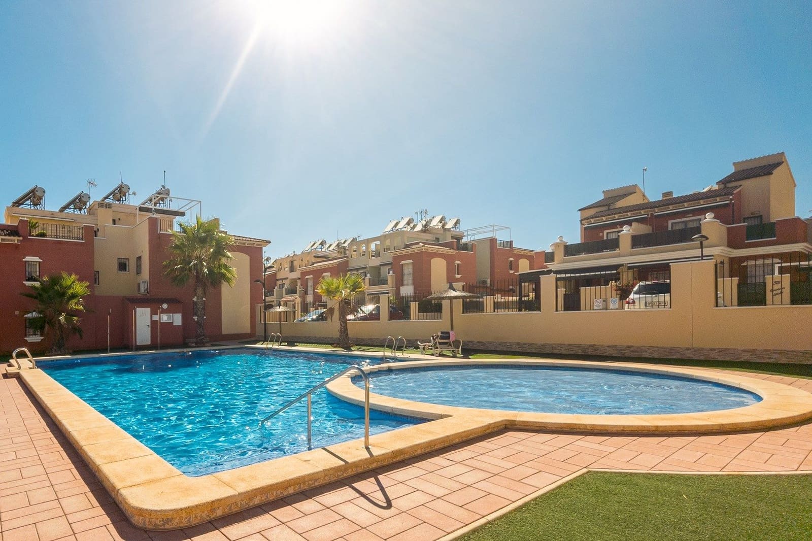 2 soveværelse Lejlighed til salg i Aguas Nuevas med swimmingpool - € 220.000 (Ref: 10102988)