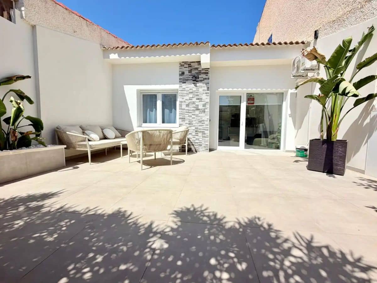 2 sovrum Bungalow till salu i El Chaparral - 160 000 € (Ref: 10102990)