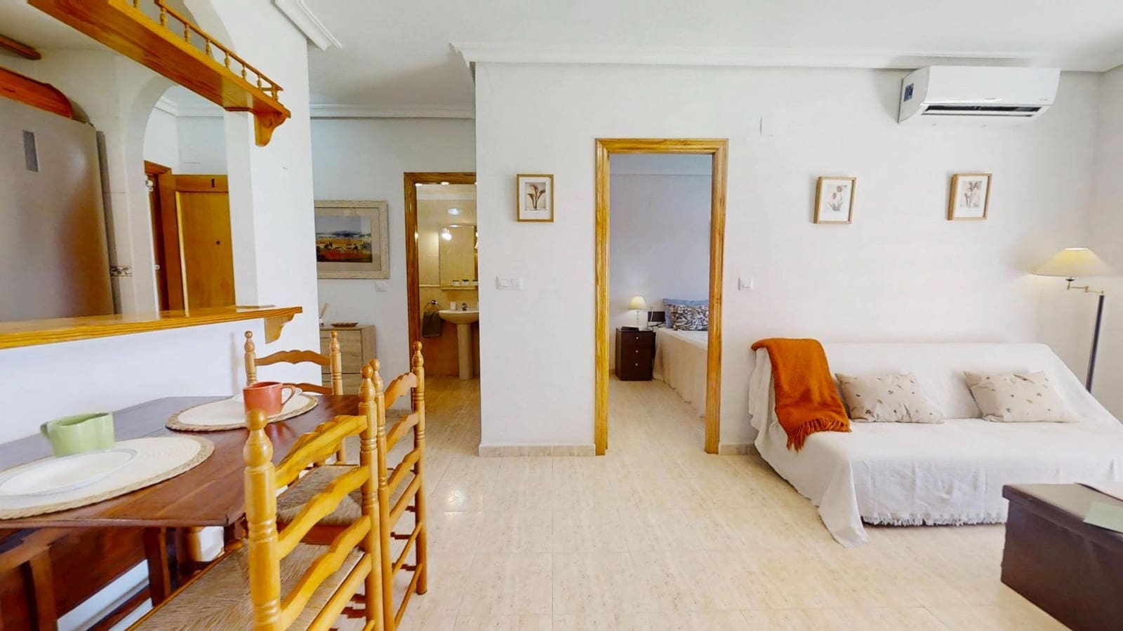 1 soveværelse Lejlighed til salg i Torrevieja med swimmingpool - € 191.999 (Ref: 10115956)