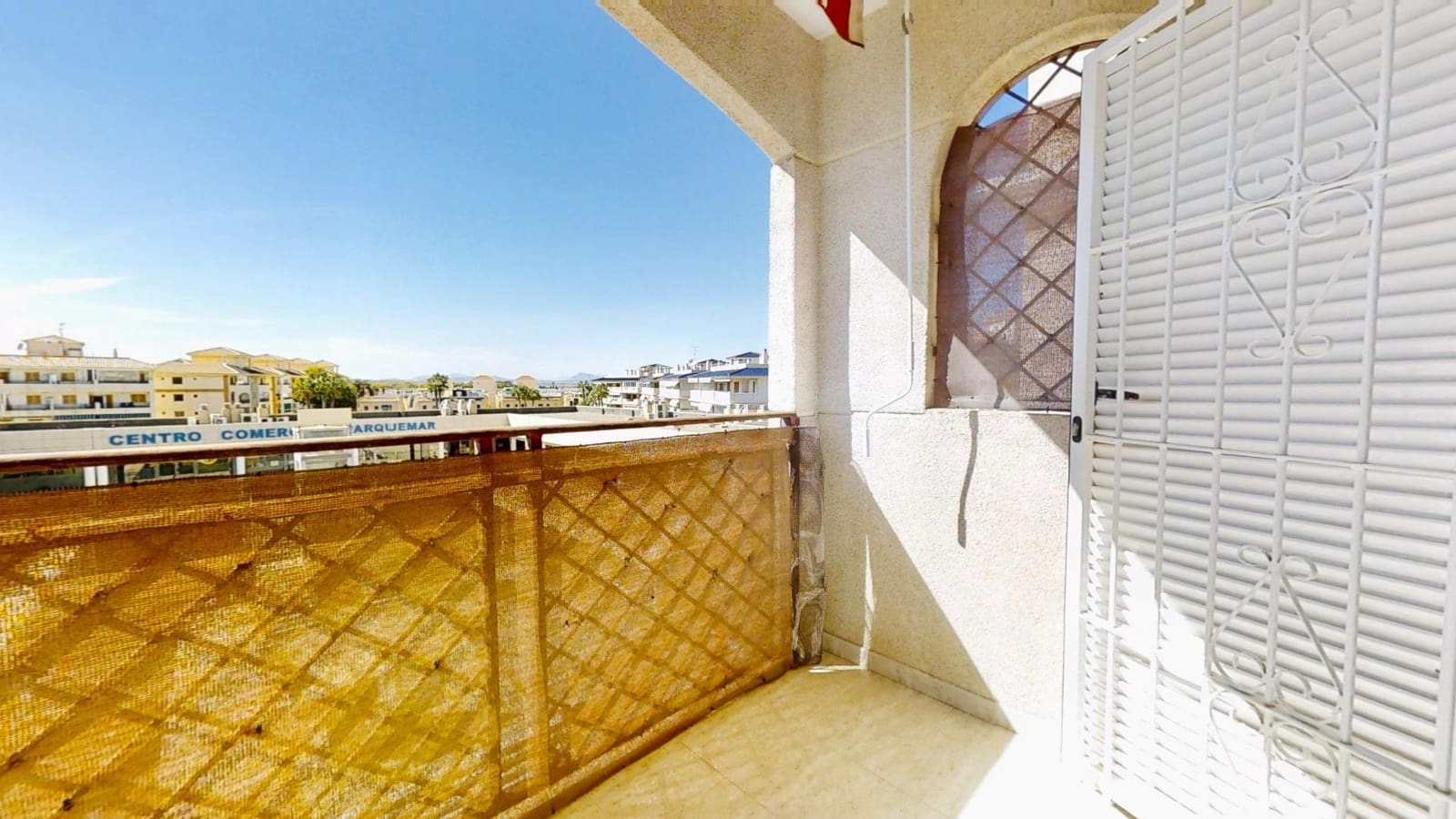 1 soveværelse Lejlighed til salg i Torrevieja med swimmingpool - € 191.999 (Ref: 10115956)