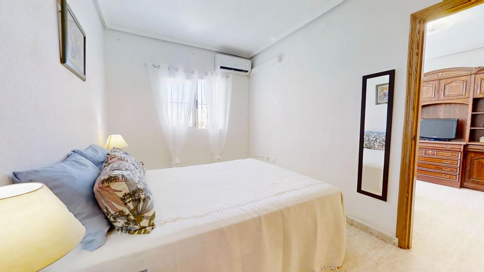 1 soveværelse Lejlighed til salg i Torrevieja med swimmingpool - € 191.999 (Ref: 10115956)