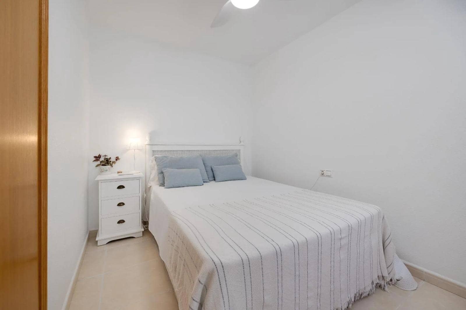 3 sovrum Takvåning till salu i Torrevieja med pool garage - 329 000 € (Ref: 10115957)