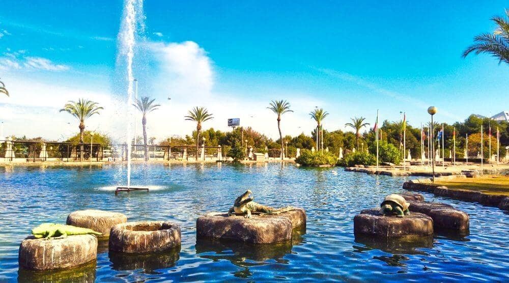 2 soverom Penthouse til salgs i Torrevieja med svømmebasseng garasje - € 149 990 (Ref: 10115963)