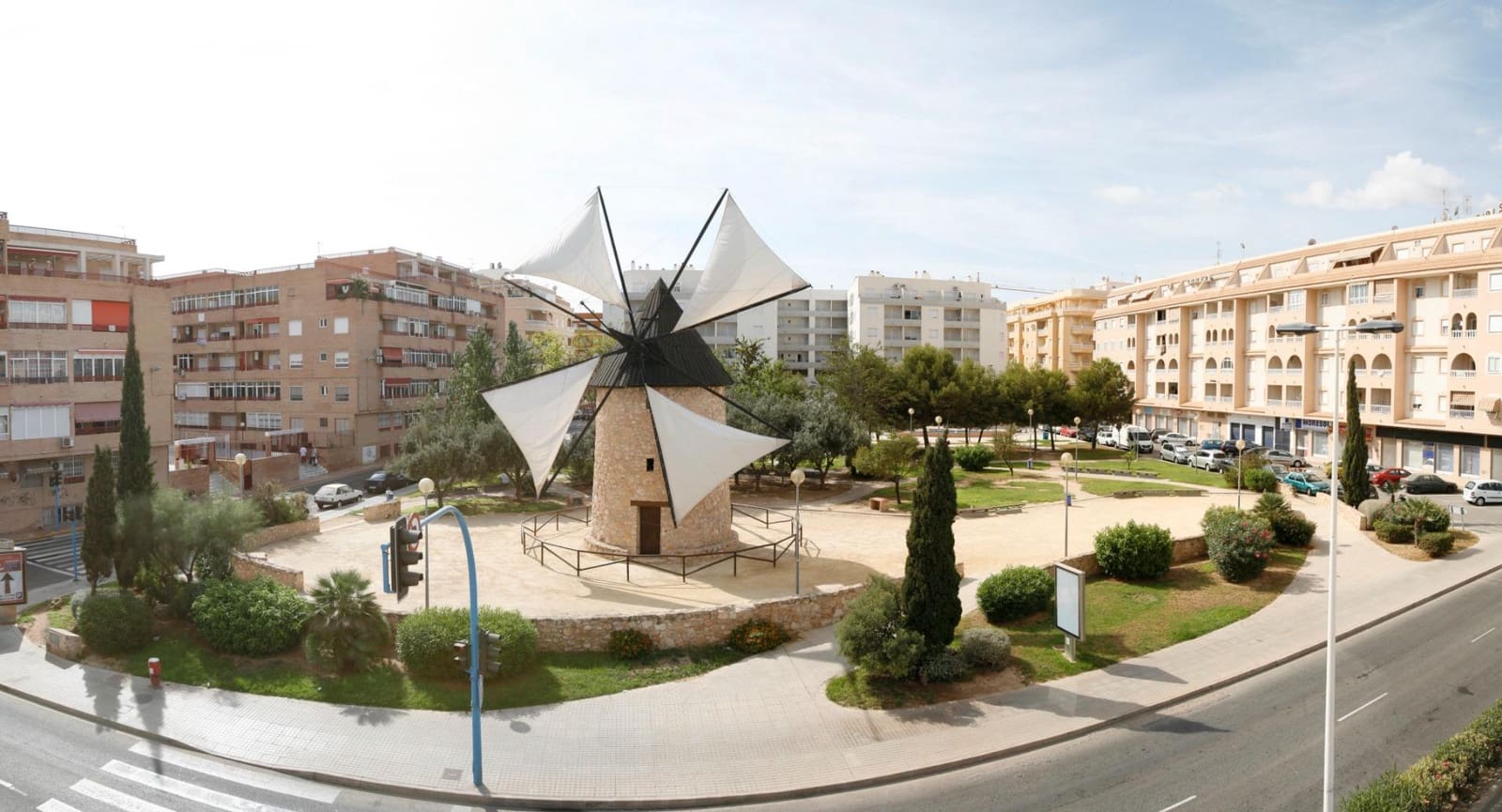 2 soverom Penthouse til salgs i Torrevieja med svømmebasseng garasje - € 149 990 (Ref: 10115963)