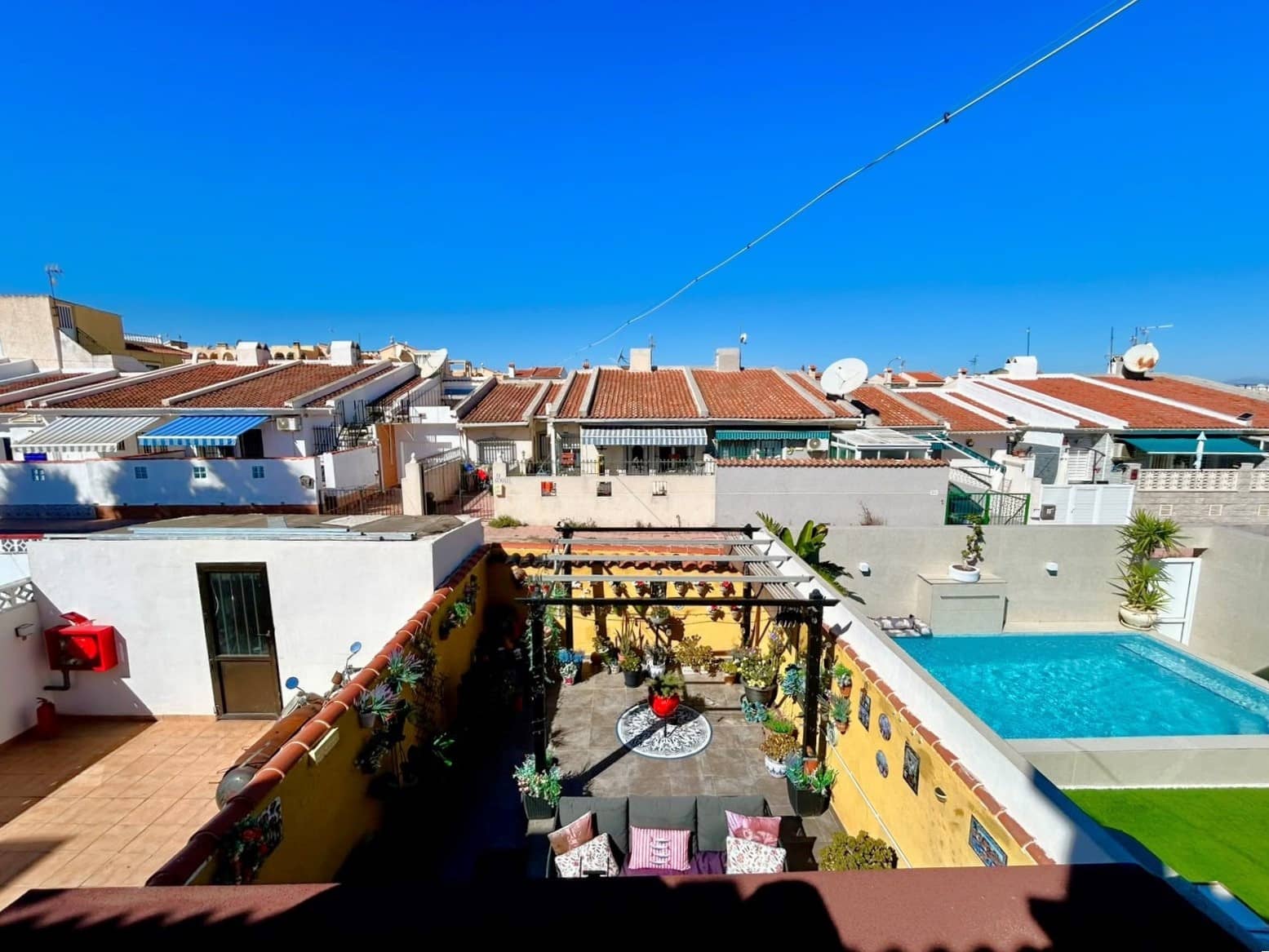 3 bedroom Townhouse for sale in La Siesta - € 175,000 (Ref: 10115981)