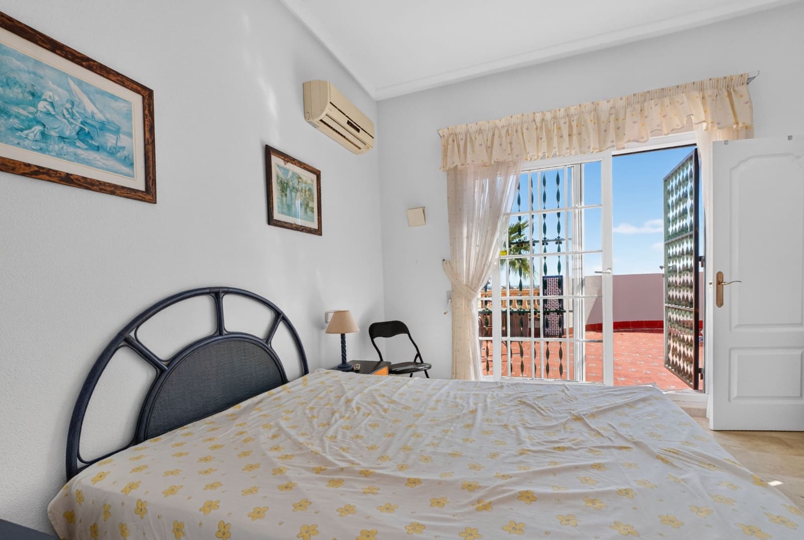 3 bedroom Villa for sale in Villamartin with pool garage - € 529,000 (Ref: 10115983)