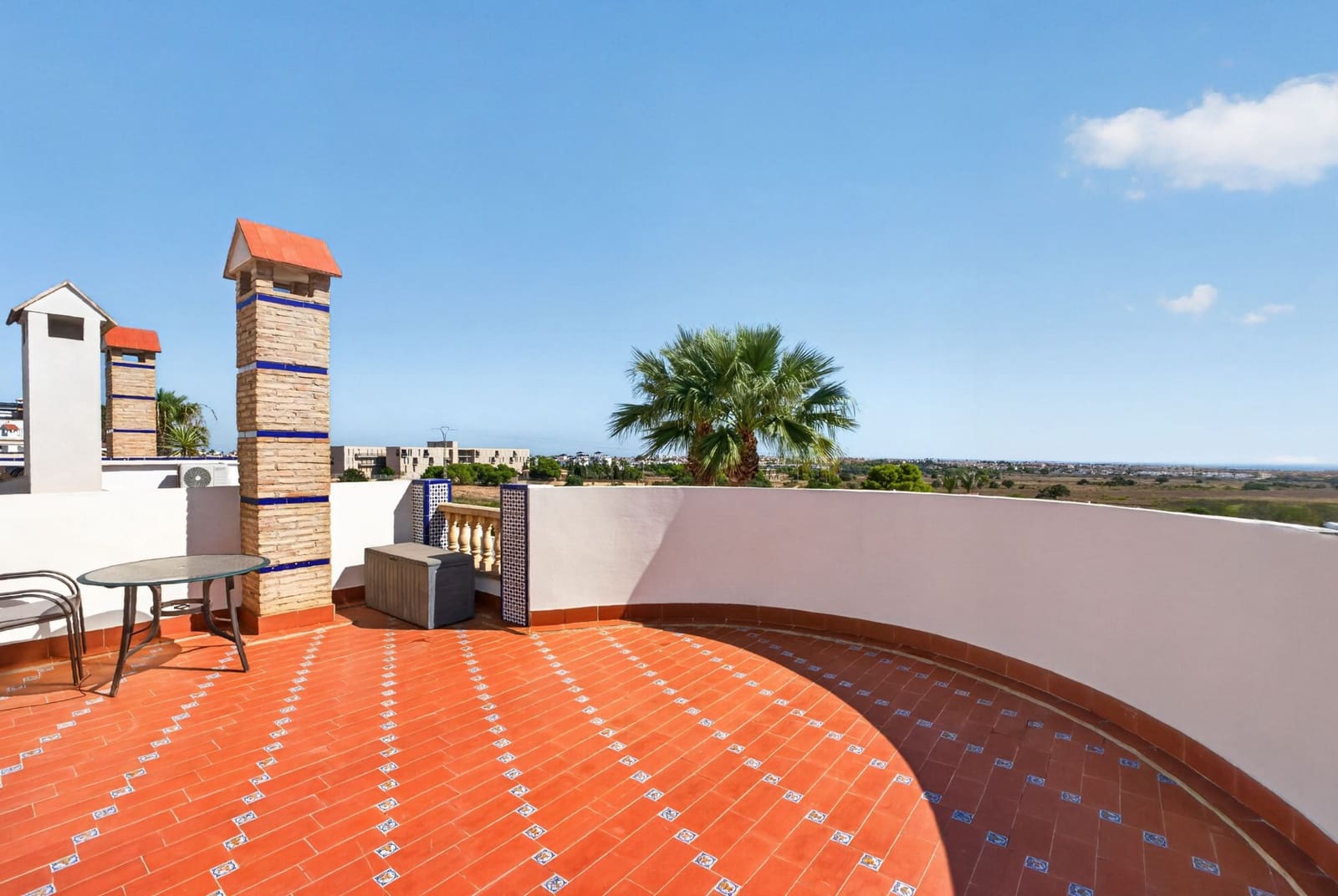 3 bedroom Villa for sale in Villamartin with pool garage - € 529,000 (Ref: 10115983)
