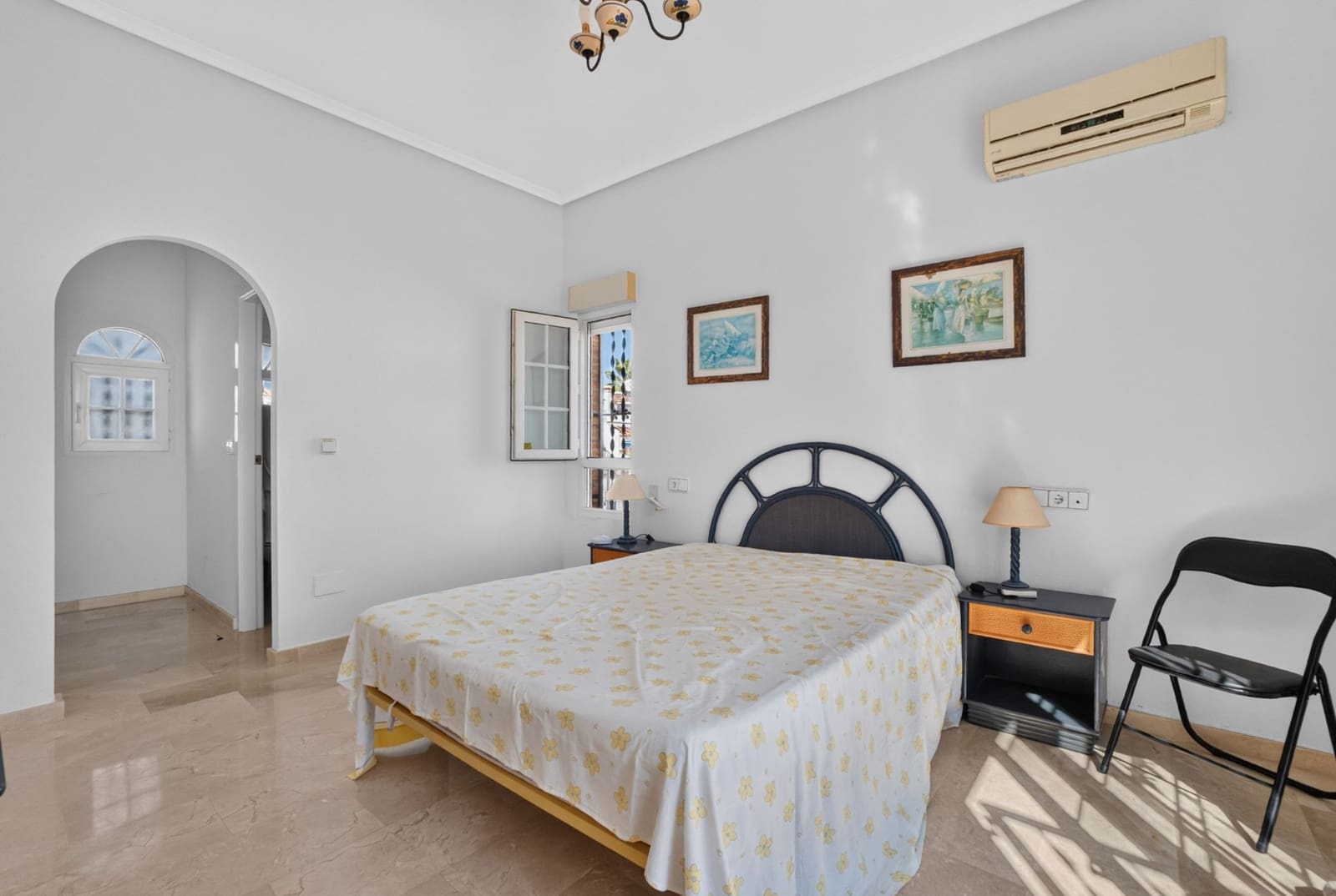3 bedroom Villa for sale in Villamartin with pool garage - € 529,000 (Ref: 10115983)