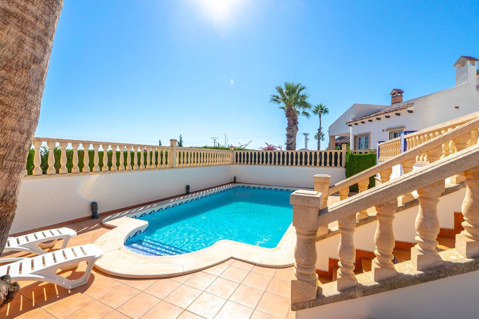 3 bedroom Villa for sale in Villamartin with pool garage - € 529,000 (Ref: 10115983)