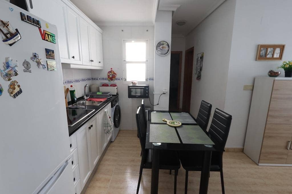 2 sypialnia Penthouse na sprzedaż w Torrevieja z basenem - 125 000 € (Ref: 10115984)