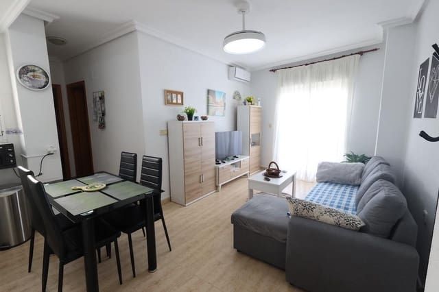 2 makuuhuone Kattohuoneisto myytävänä paikassa Playa del Cura, Torrevieja mukana uima-altaan - 125 000 € (Ref: 10115984)