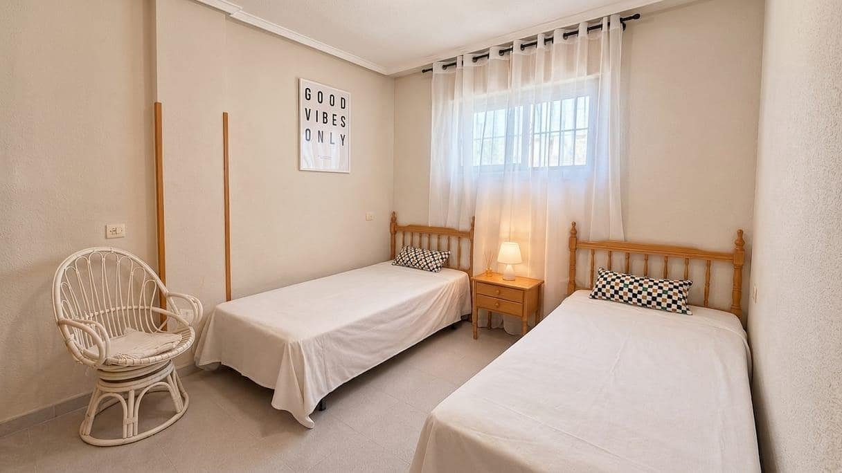 1 bedroom Apartment for sale in Torrevieja - € 89,900 (Ref: 10120416)