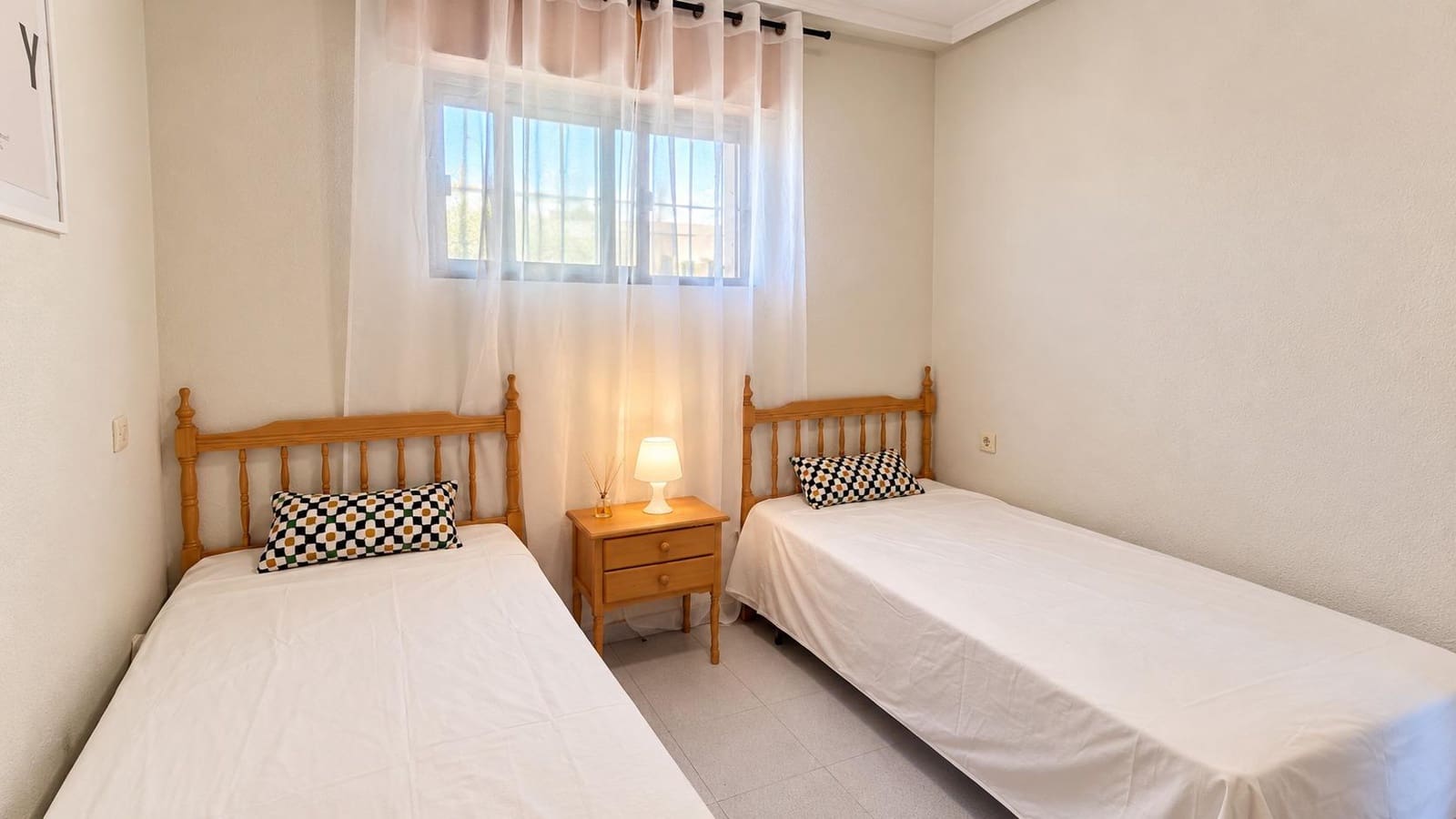 1 bedroom Apartment for sale in Torrevieja - € 89,900 (Ref: 10120416)