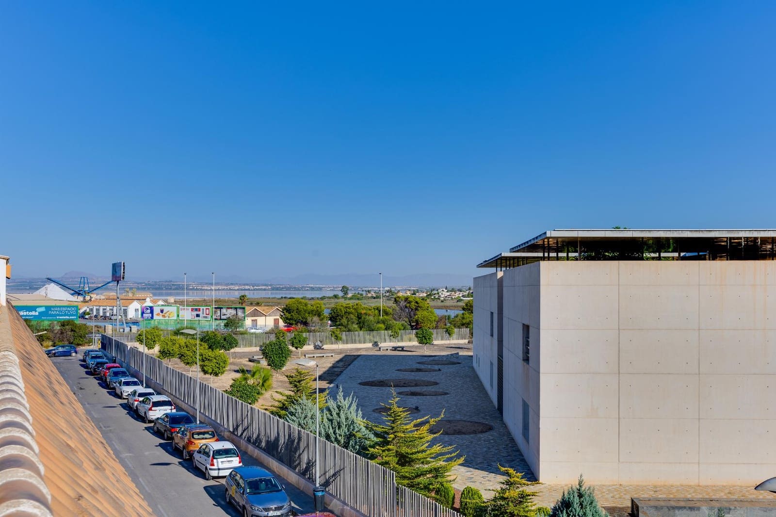 2 soverom Penthouse til salgs i Torrevieja med svømmebasseng garasje - € 159 900 (Ref: 10120419)
