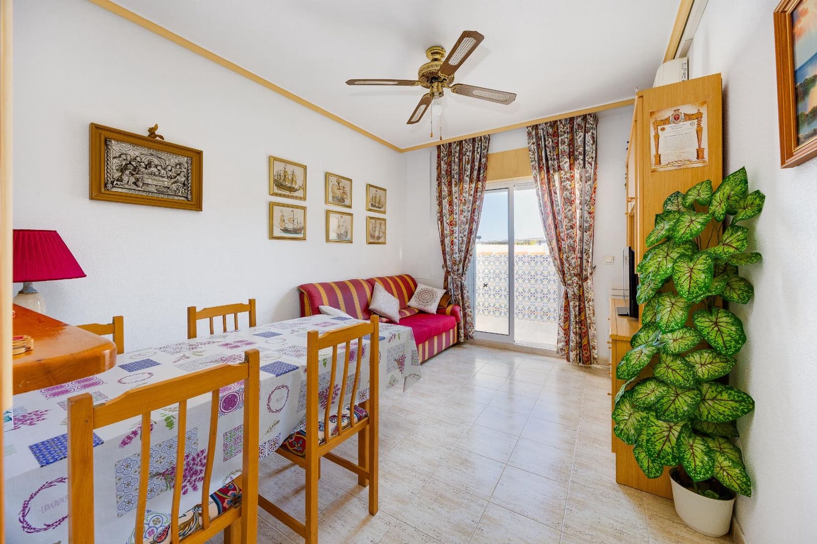 2 soverom Penthouse til salgs i Torrevieja med svømmebasseng garasje - € 159 900 (Ref: 10120419)