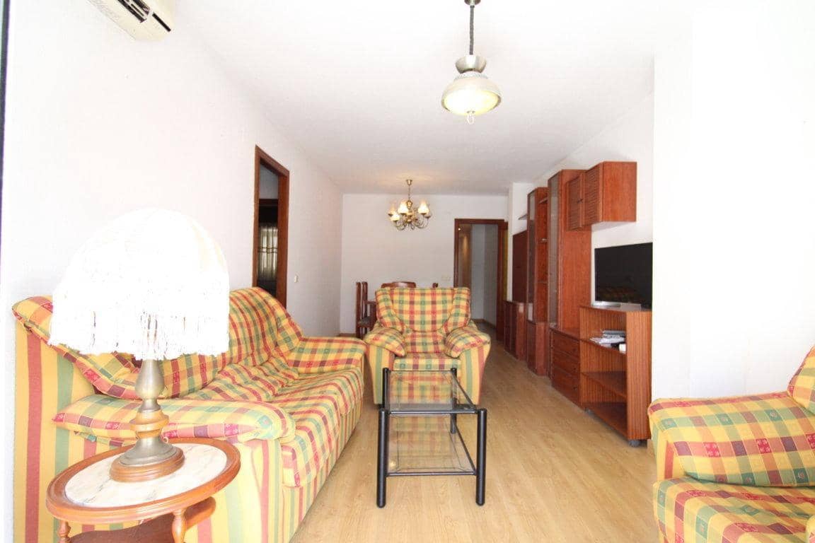 4 bedroom Apartment for sale in Torrevieja with garage - € 185,000 (Ref: 10130104)