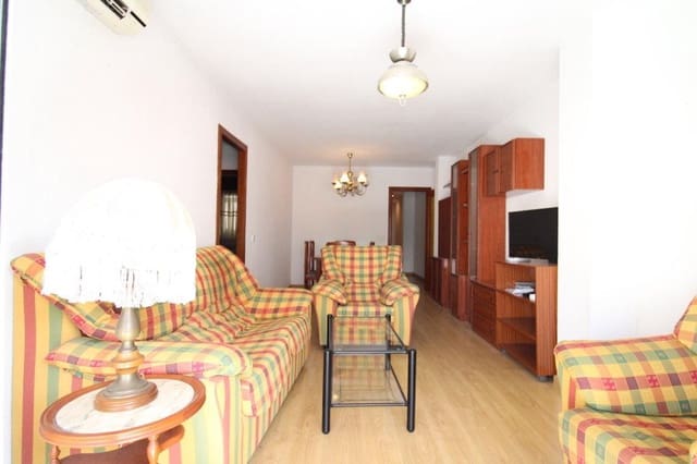 4 bedroom Apartment for sale in Las Piscinas Naturales, Torrevieja with garage - € 185,000 (Ref: 10130104)