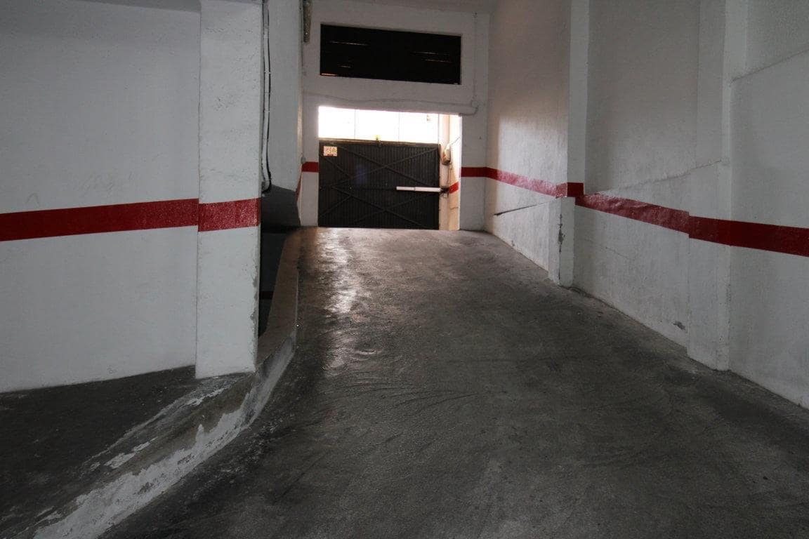4 bedroom Apartment for sale in Torrevieja with garage - € 185,000 (Ref: 10130104)