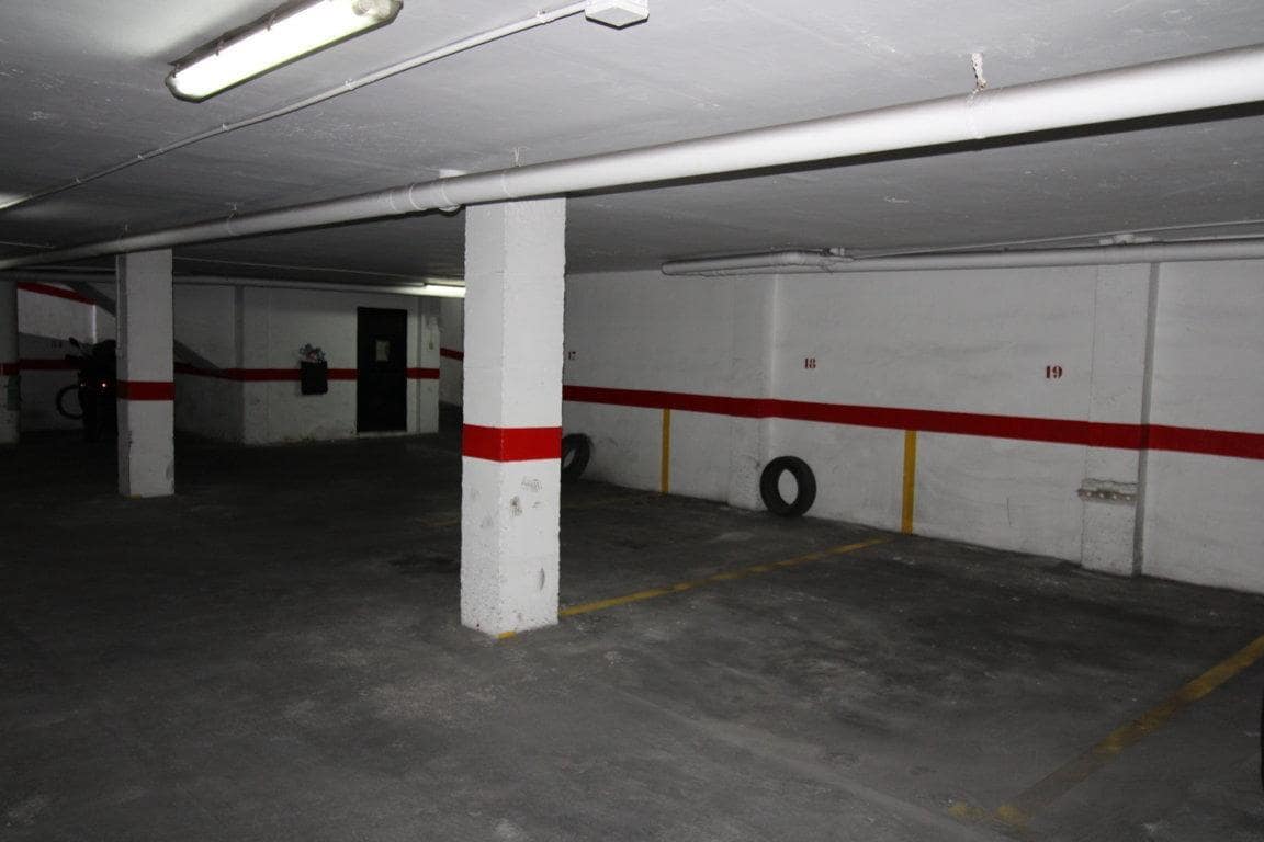 4 bedroom Apartment for sale in Torrevieja with garage - € 185,000 (Ref: 10130104)
