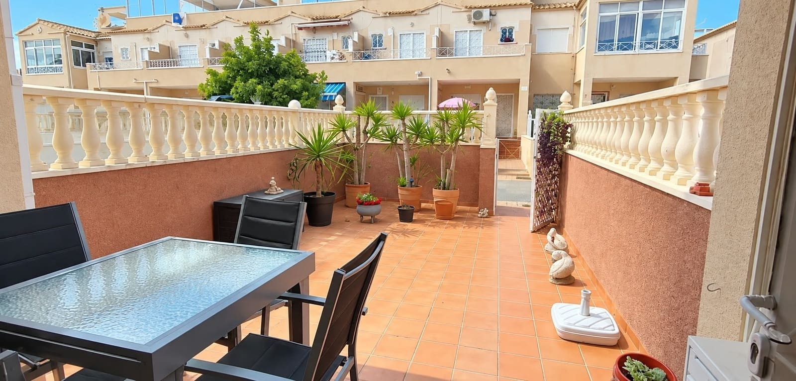 2 quarto Casa em Banda para venda em Orihuela Costa com piscina - 179 900 € (Ref: 10130541)